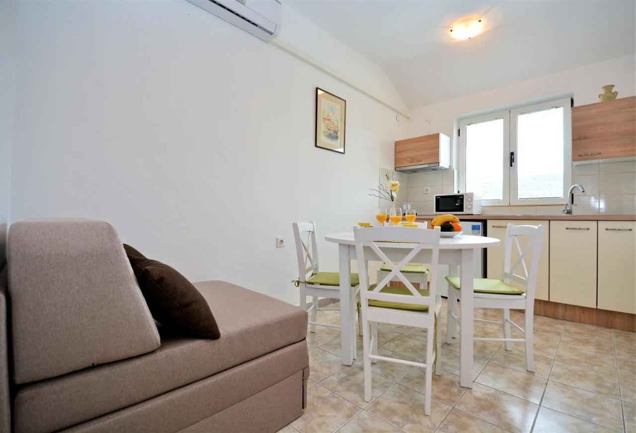 Villa Allegro Sukošan Buitenkant foto