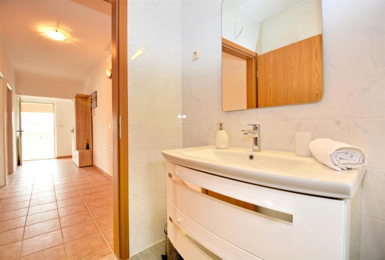 Villa Allegro Sukošan Buitenkant foto